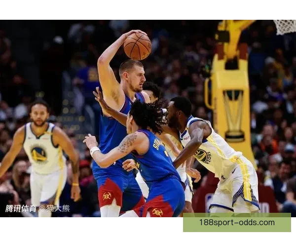 哈登23分17篮板17助攻追平队史52年纪录 约基奇创NBA首例纪录